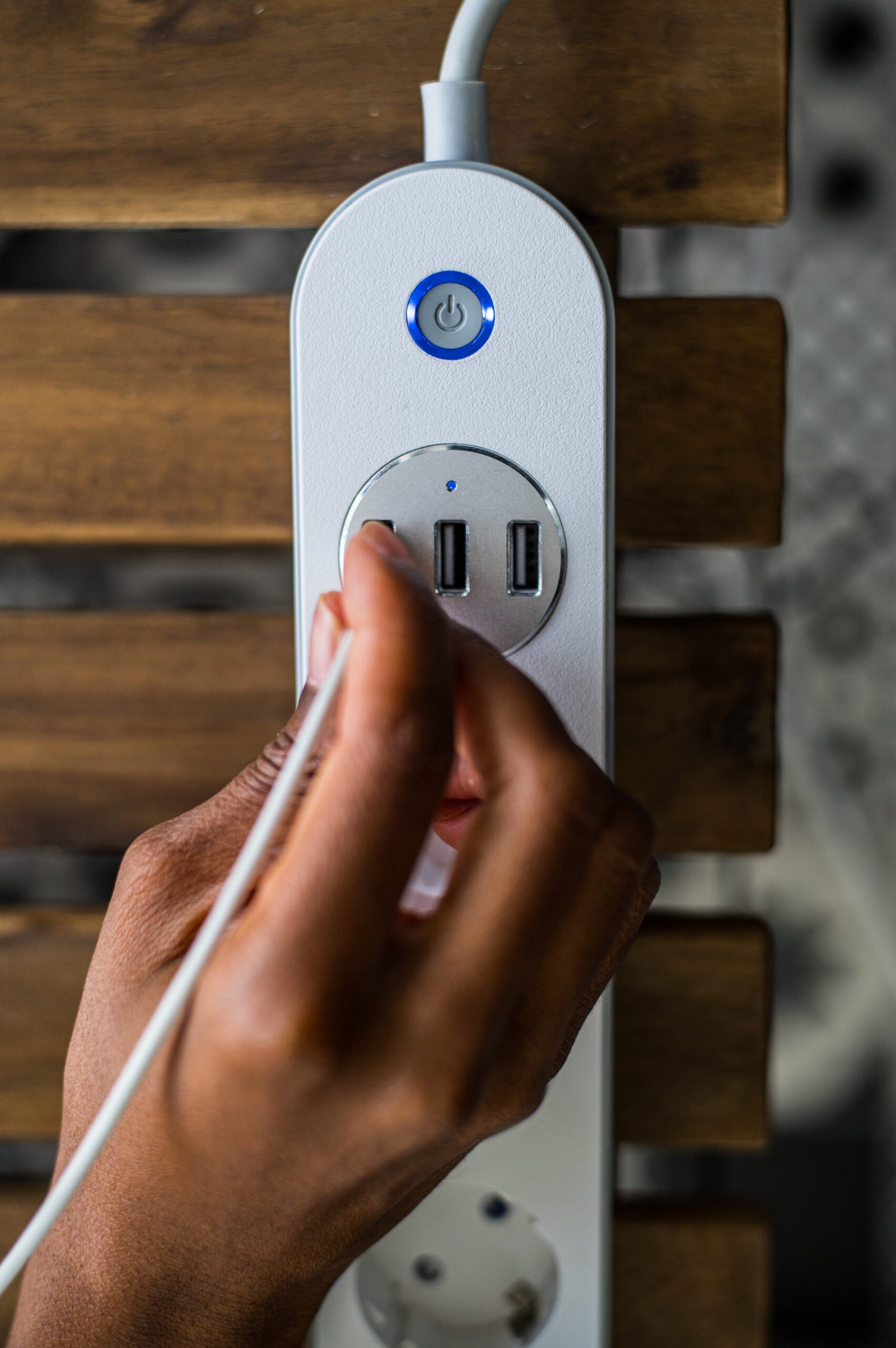 Adaptadores universales y enchufes de viaje compatibles con más de 200 países